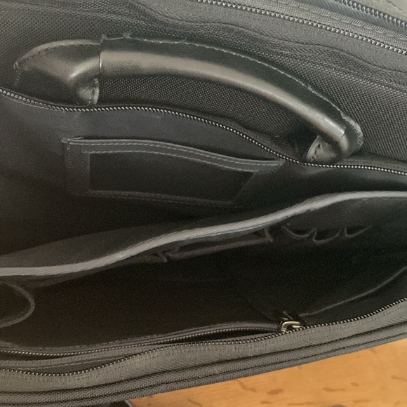 Briggs and Riley Briefcase - Picture 5 of 10